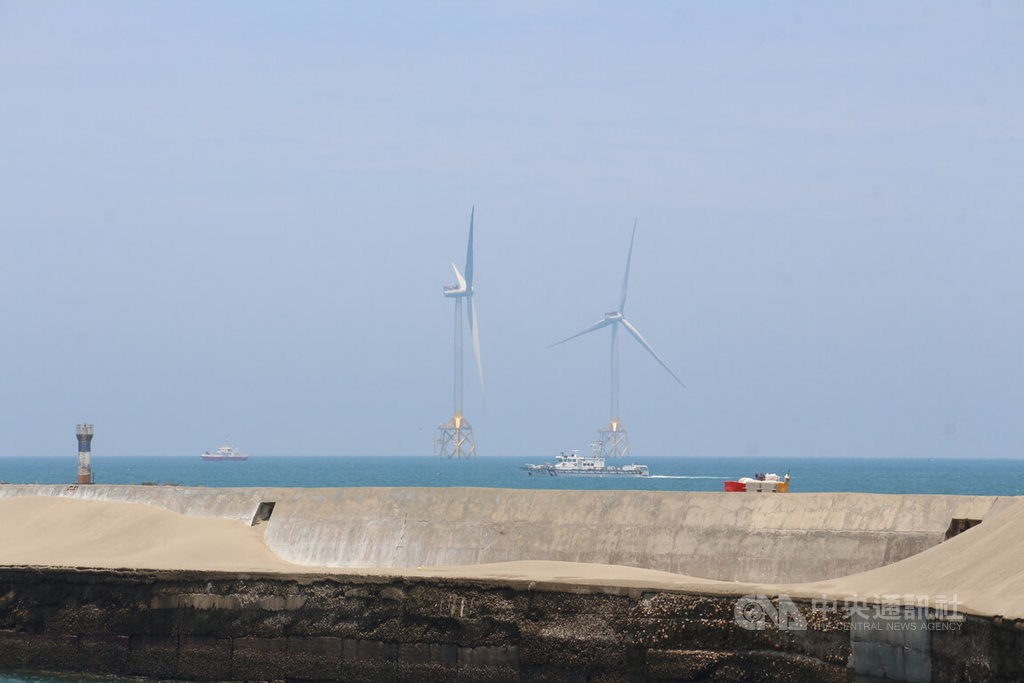 Wind turbines comprising part of the Formosa 2 offshore wind project off the coast of Miaoli County. CNA photo May 16, 2023