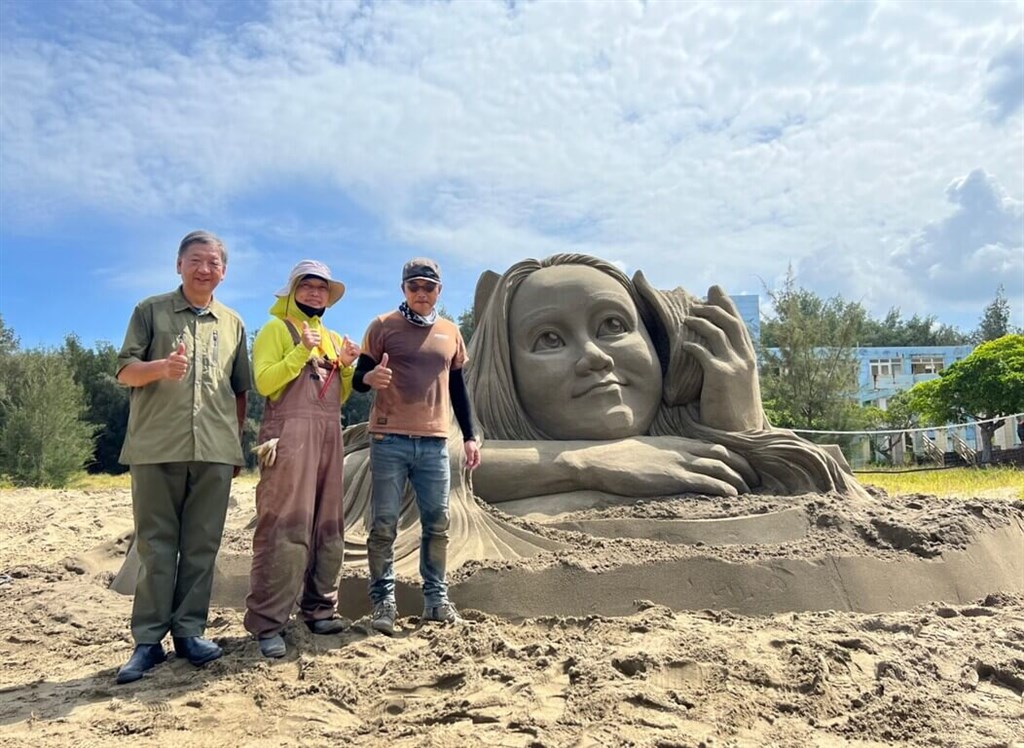 Installation art and sand sculpture showcased at Miaoli festival - Vimarsana News