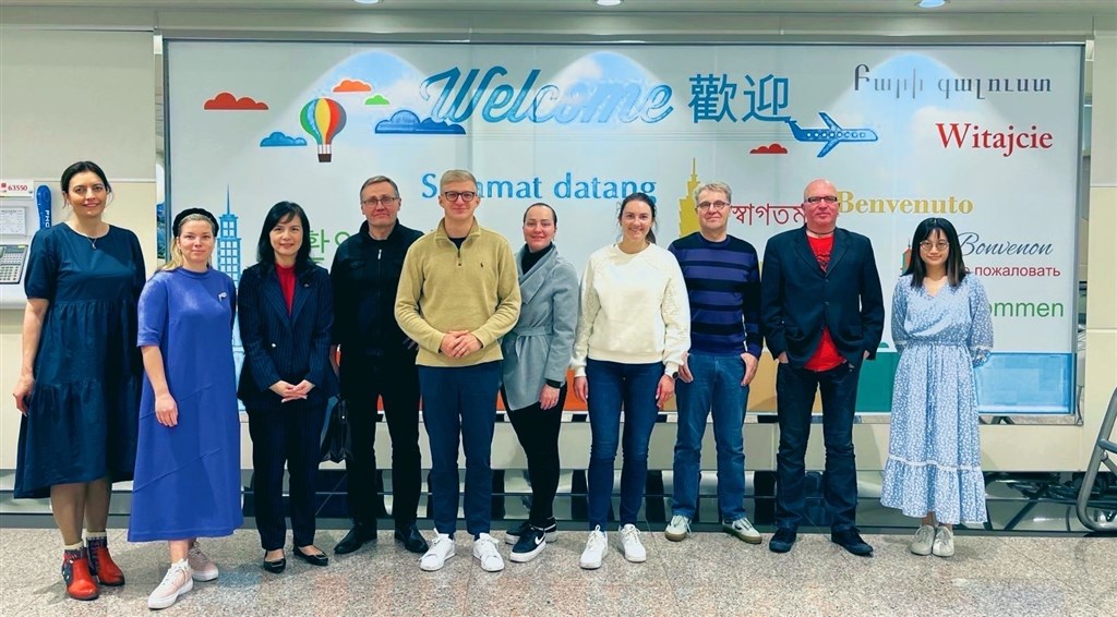 Estonian parliamentary group visits Taiwan