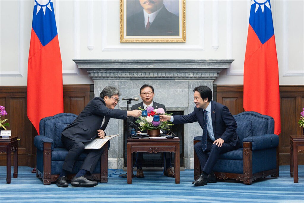 Two groups of Japanese lawmakers visit Taiwan - Focus Taiwan