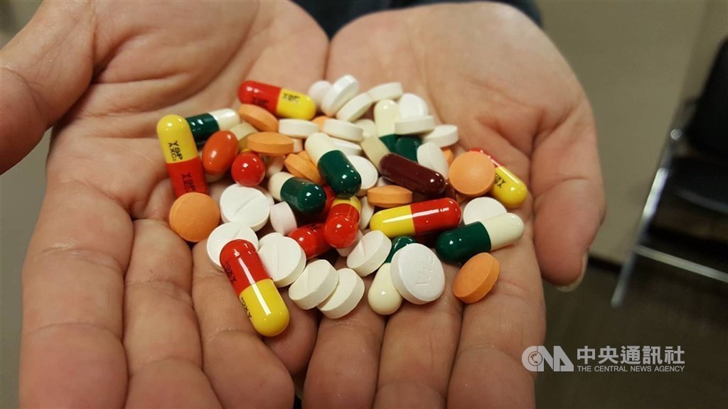 Mediziner und Sozialarbeiter äußern sich im Drogenstreit - | Focus Taiwan