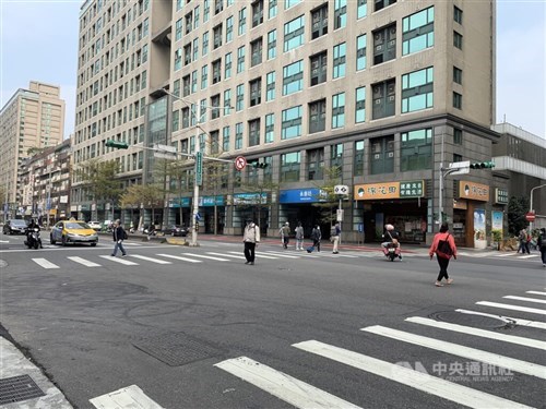 Widespread power outages reported across Taiwan