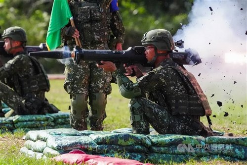 1-year conscripts test Taiwan-made man-portable launchers