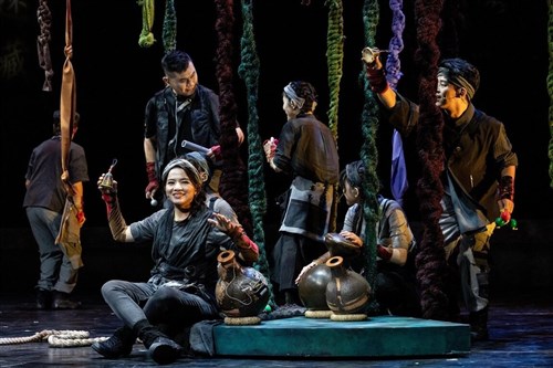 Designer draws inspiration from working class for Ju Percussion