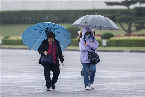Rain expected in northern, eastern Taiwan as front moves in later Friday