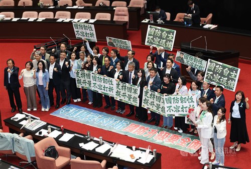 DPP regrets defense budget cuts, warns of gap in Taiwan's defensive capabilities