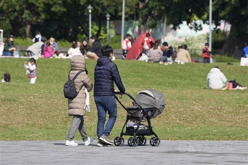 Family support measures won't be fully extended to all foreigners: MOL