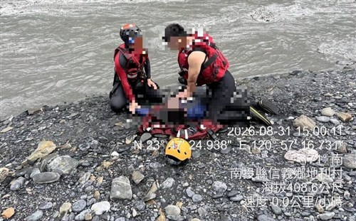 Firefighter dies on duty; president, premier offer condolences