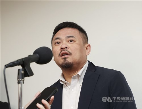 Taiwan Labor minister to attend APEC meeting in China