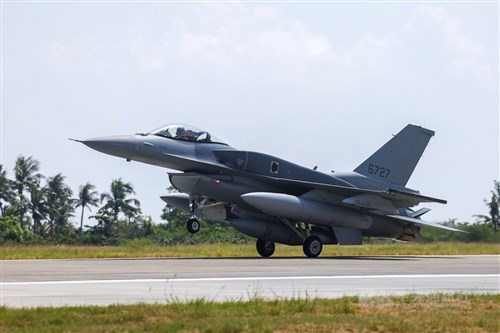Taiwan receives first 2 F-16V Block 70s