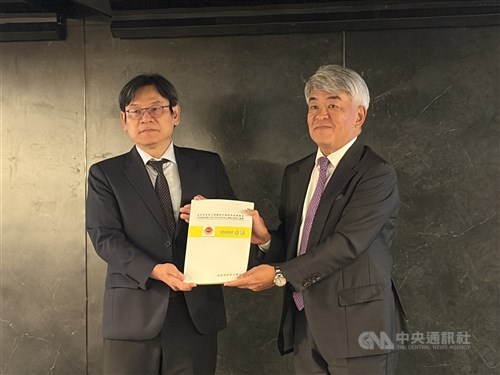 Japanese chamber urges more transparent administrative procedures in Taiwan