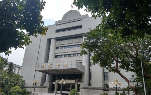 Gangster's 17-year sentence upheld in clerk's death after detention, assault