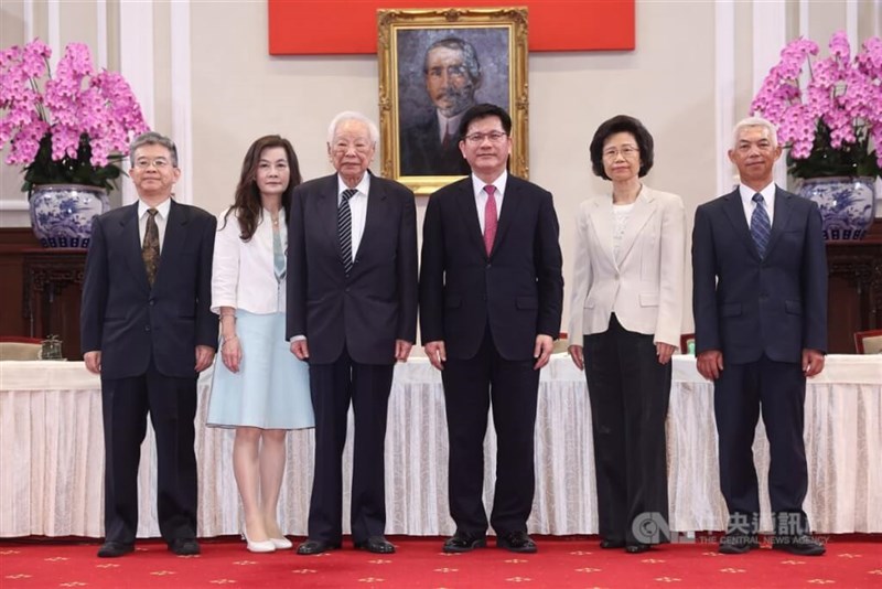 Greg Yo (right), Chu Fu-mei (second right), Tsai Tsai-chen (second left) and Chen Chung-wu (left). CNA photo May 30, 2023