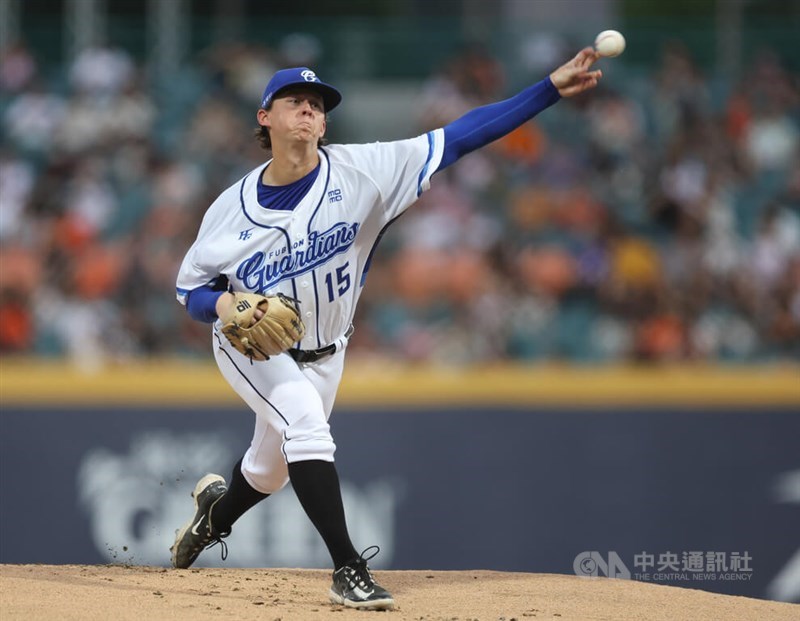 Uni-Lions clinch 2023 CPBL first half season title - Focus Taiwan