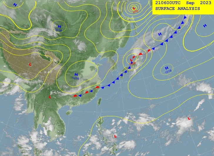 Graphic: Central Weather Administration (UTC, or Zulu time, is eight hours behind Taipei)