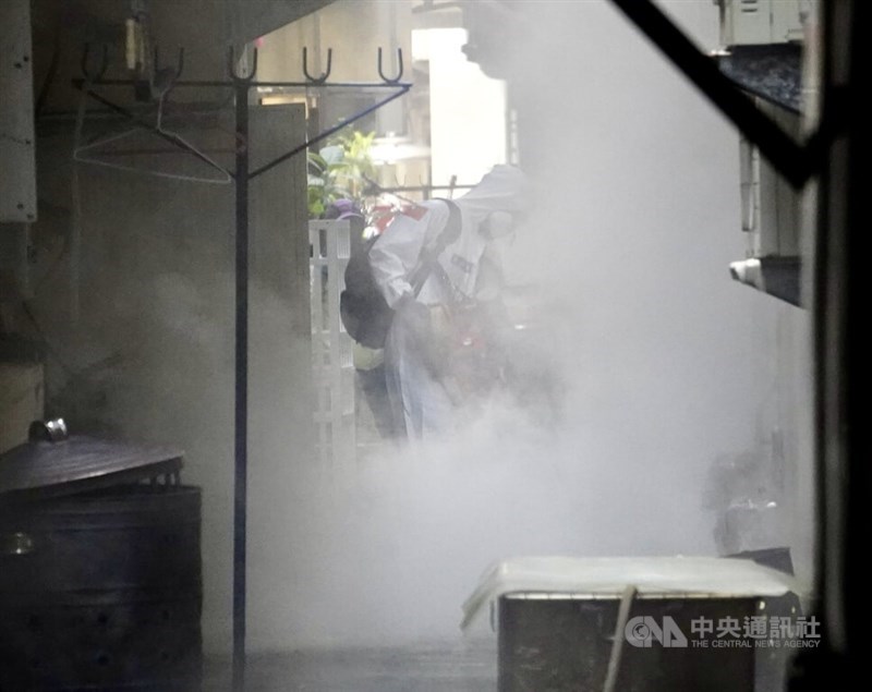 A neighborhood in Kaohsiung is sprayed with chemical agents to control the spread of dengue fever Tuesday. CNA photo Sept. 26, 2023