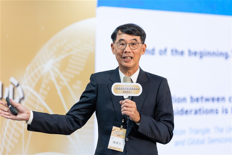 Chen Dung-sheng, the convener of the DSET