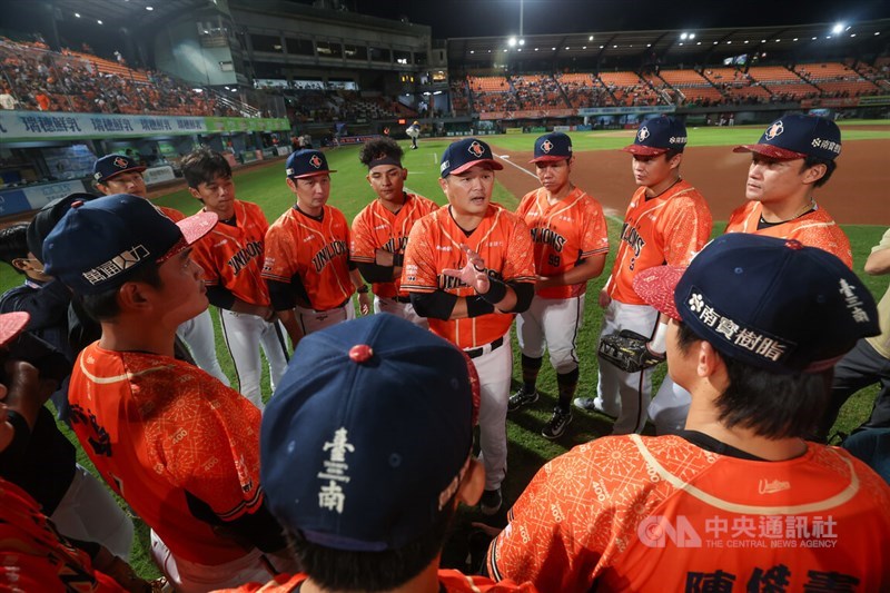 Rakuten Monkeys Secure Place in Taiwan Series With Playoff Triumph
