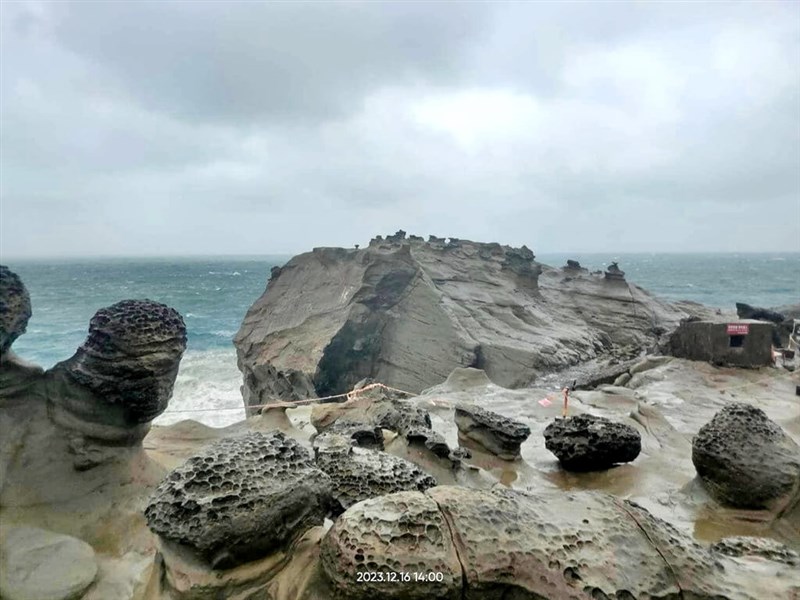 The Elephant Trunk Rock is seen after part of it collapsed into the sea on Saturday. Photo courtesy of New Taipei's Ruifang District Office Dec. 16, 2023