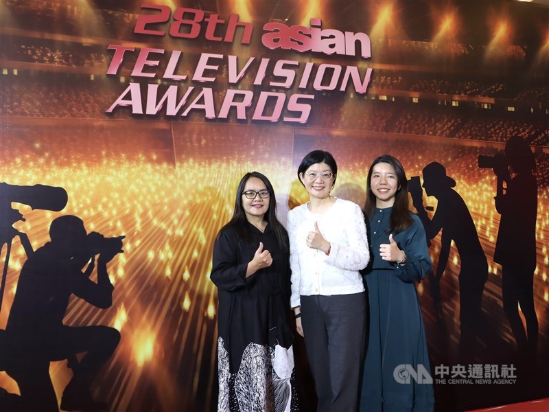 Radio Taiwan International Chairperson Cheryl Lai (center) attends the award ceremony of the 28th Asian Television Awards in Ho Chi Minh City Saturday. CNA photo Jan. 13, 2024