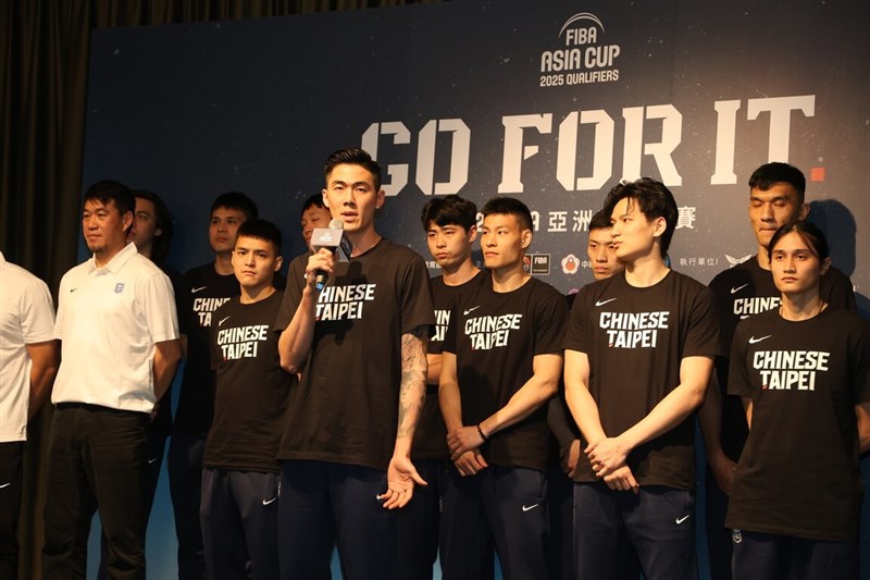 Liu Cheng (with mic), captain of Taiwan's national basketball team at the 2025 FIBA Asia Cup qualifiers, speaks at a press conference for the tourney on Monday in Taipei. Photo courtesy of Chinese Taipei Basketball Association