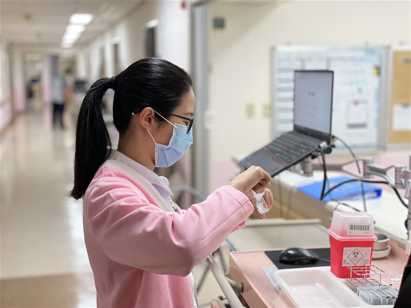Medical center nurse Chen Yi-ting. CNA photo March 8, 2024