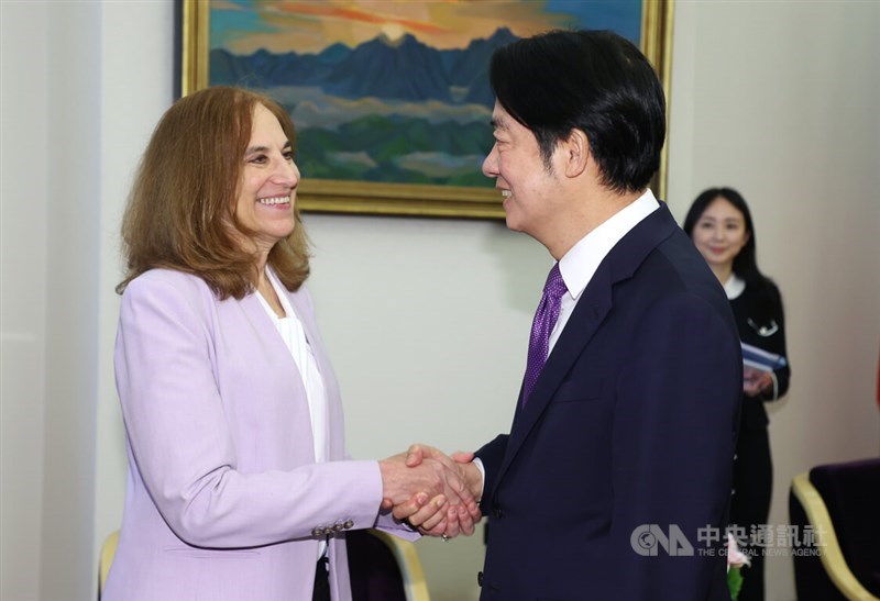 Vice President Lai Ching-te (right) meets Managing Director of the Indo-Pacific Program at the German Marshall Fund Bonnie Glaser at the Presidential Office in Taipei Wednesday. CNA photo March 13, 2024