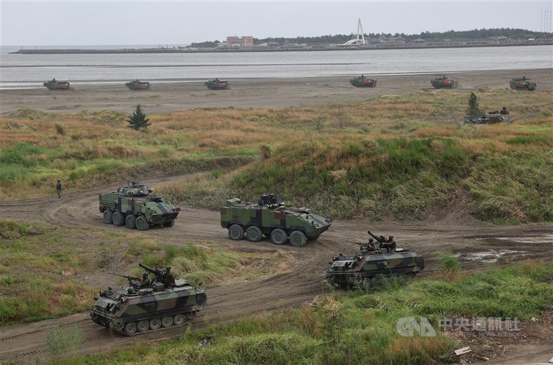 Armored vehicles of different models are deployed in the annual Han Kuang Military Exercise in New Taipei on July 27, 2023. CNA file photo