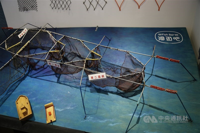 A model of fixed net is displayed in Hualien County in 2017. A large part of the losses was damage to the fishing nets. CNA file photo