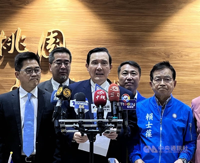 Former President Ma Ying-jeou (center) speaks at a press briefing at Taiwan Taoyuan International Airport following his return from China Thursday. CNA photo April 11, 2024