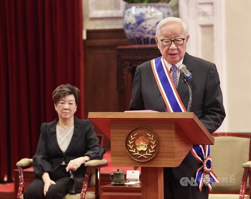 TSMC founder honored for representing Taiwan at APEC - Focus Taiwan