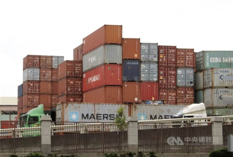 A container yard in Kaohsiung. CNA file photo
