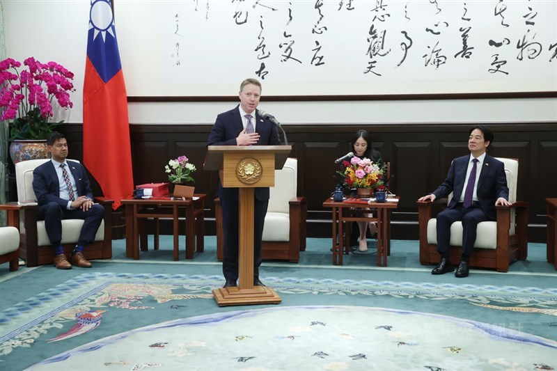 Former United States Deputy National Security Advisor Matt Pottinger (front, center) and Ivan Kanapathy (left), who co-wrote "The Boiling Moat: Urgent Steps to Defend Taiwan," are received by President Lai Ching-te in Taipei Thursday. CNA photo June 14, 2024