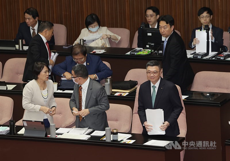 Premier Cho Jung-tai (front, right) and Cabinet members attend a plenary session of the Legislative Yuan in Taipei Thursday. CNA photo June 20, 2024