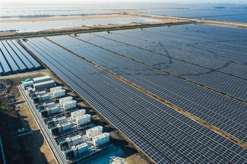 A solar farm in Tainan. File photo courtesy of Taiwan Power Co.