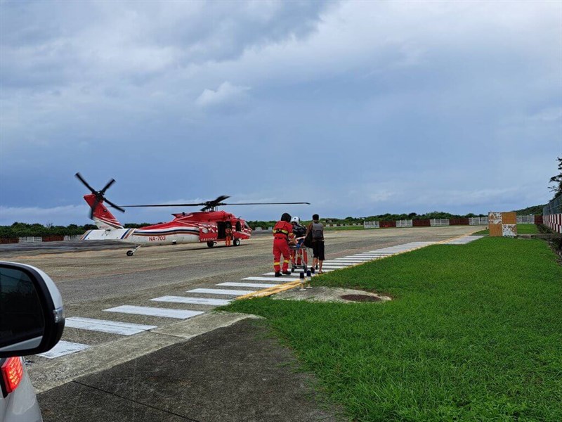 A National Airborne Service Corps helicopter is seen on the Green Island, Taitung County to airlift a man who fell unconscious Wednesday to Taiwan proper for medical treatments. Photo courtesy of Taitung County government July 24, 2024