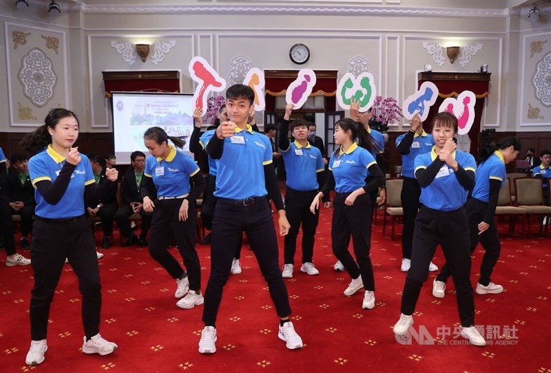 "Youth ambassadors" perform at the Presidential Office in August 2023. CNA file photo