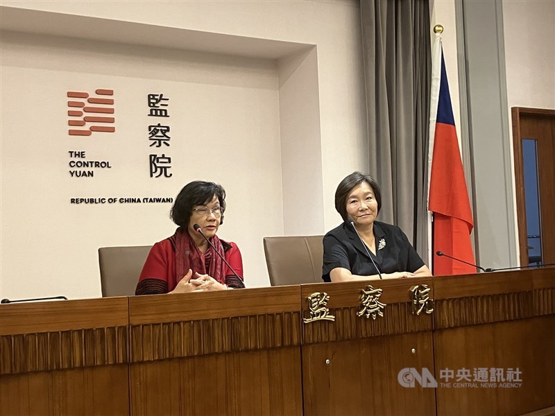 Control Yuan Members Wang Yu-ling (left) and Chi Hui-jung speak at a news conference in Taipei on Thursday. CNA photo Sept. 5, 2024