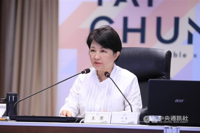 Taichung City Mayor Lu Shiow-yen announces a slew of measures during a city council meeting on Tuesday. CNA photo Sept. 24, 2024