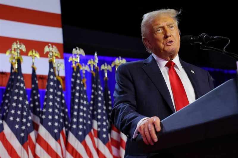 U.S. Pesident-elect Donald Trump delivers a victory speech thanking his supporters on Nov. 6. Photo by Reuters