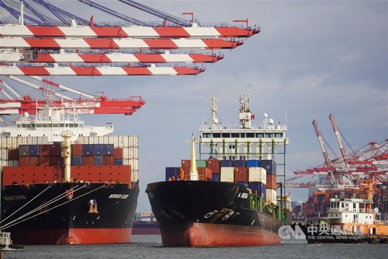 A view of the container port in Kaohsiung. CNA file photo