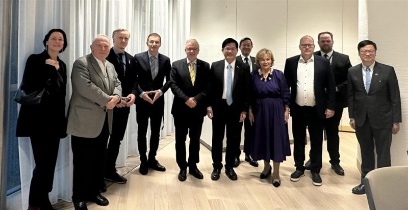 Foreign Minister Lin Chia-lung (6th right) visits the European Parliament on Nov. 18. Photo taken from x.com/RJukneviciene)