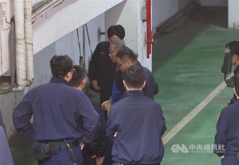 Taiwan People's Party (TPP) Chairman Ko Wen-je (in handcuffs) is taken to the Taipei District Prosecutors Office on Thursday ahead of his indictment. CNA photo Dec. 26, 2024