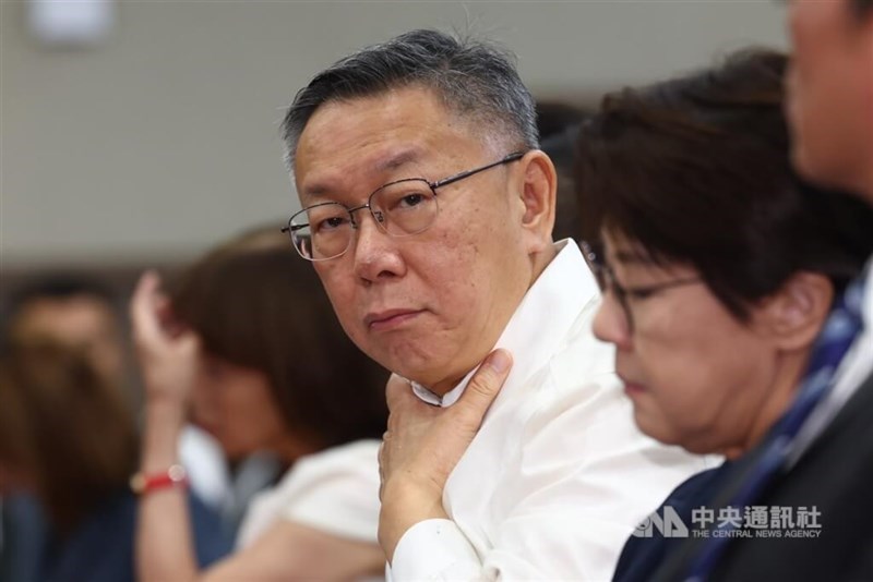 TPP Chairman Ko Wen-je (in white shirt). CNA file photo