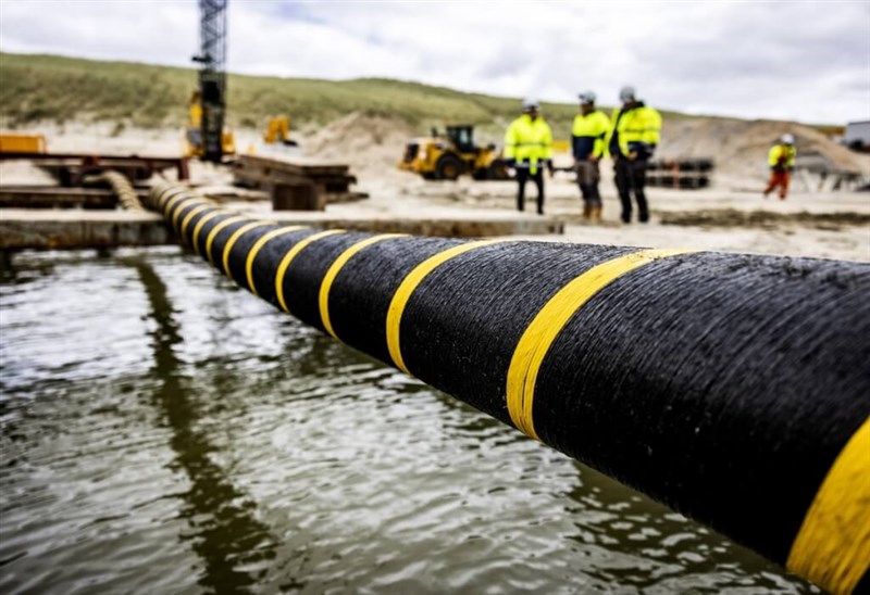 An undersea cable. Photo courtesy of Tpg Images