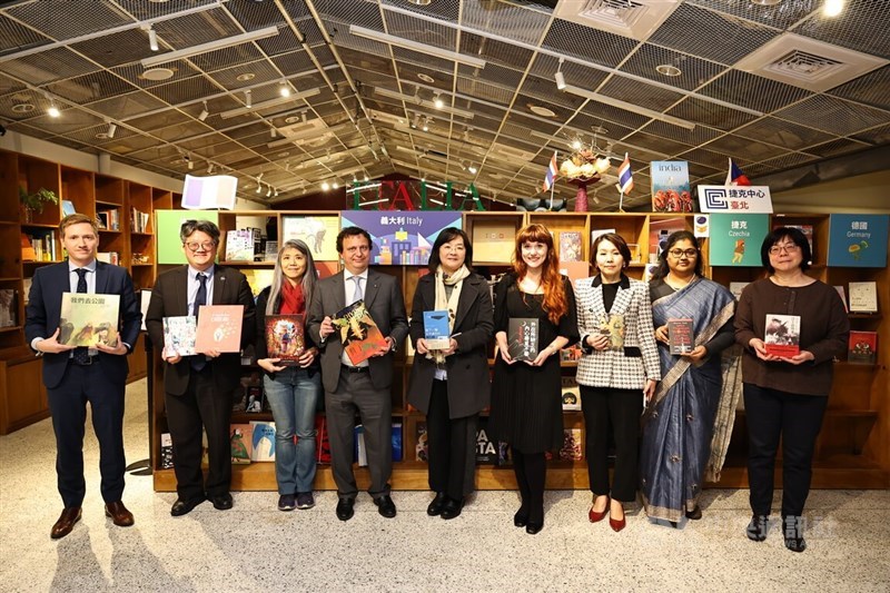 Taiwan's cultural affairs officials, book fair reps and international dignitaries attend the press event to promote the upcoming 2025 Taipei International Book Exhibition on Friday. CNA photo Jan. 17, 2025