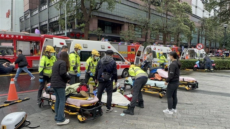 Several people are injured at Taichung's Shin Kong Mitsukoshi department store in Xitun District. CNA photo Feb. 13, 2025