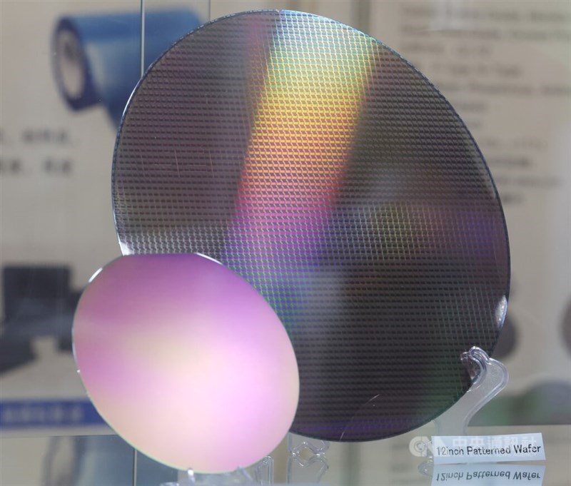 A 12-inch patterned wafer is displayed in a company showroom. CNA file photo