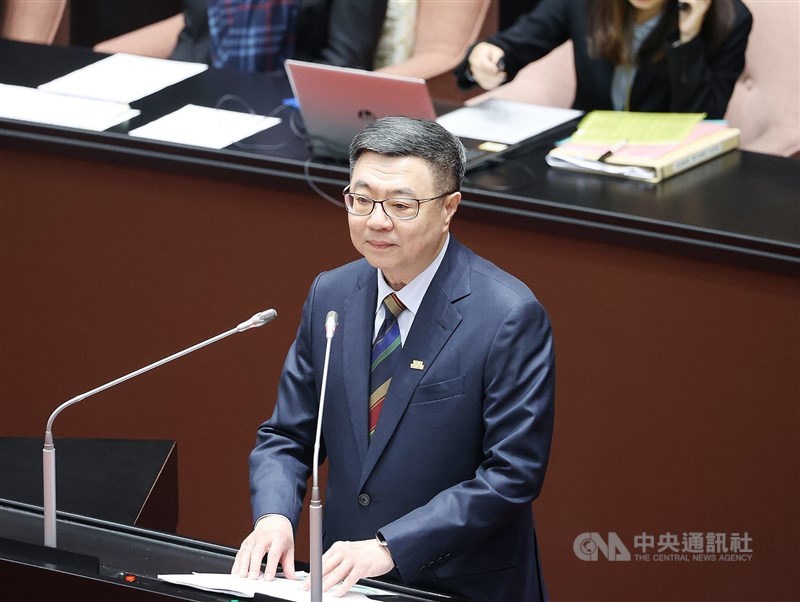 Premier Cho Jung-tai presents an administrative address to the Legislature on Tuesday. CNA photo Feb. 25, 2025