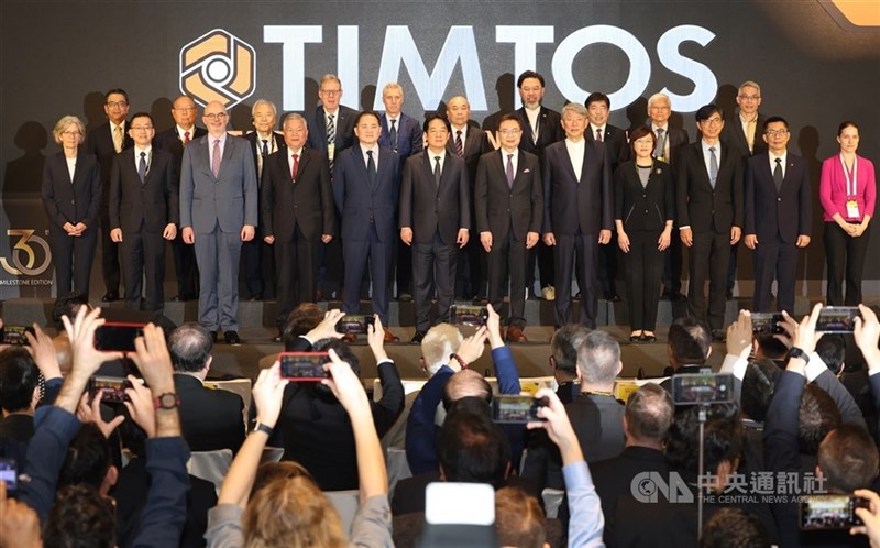 President Lai Ching-te (sixth from left, front row) attends the opening ceremony of the 2025 Taipei International Machine Tool Show (TIMTOS) in Taipei on March 3. CNA file photo